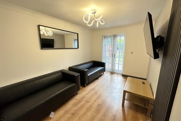 6 bed flat, Schuster Road, Victoria Park, Manchester, M145LX - Image 3